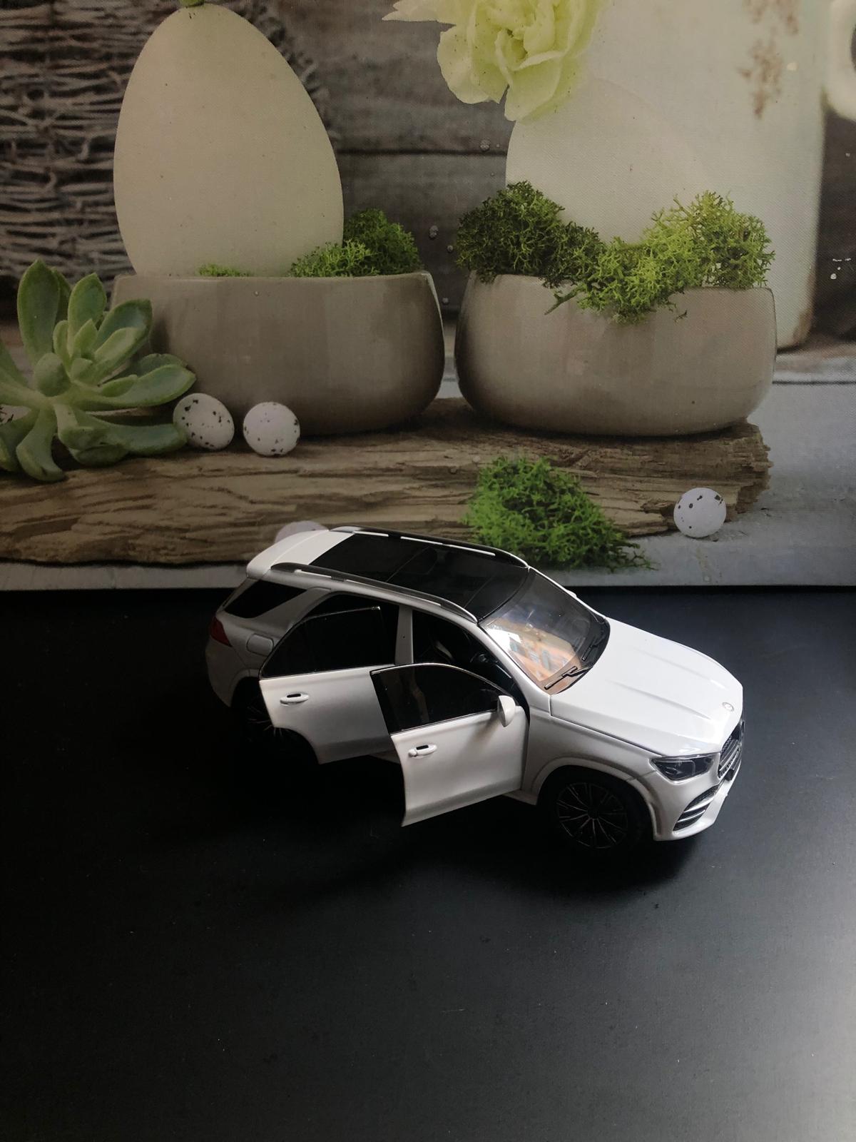 Modelo de Coche a Escala-Mercedes Benz GLE scale model car - Gen C292