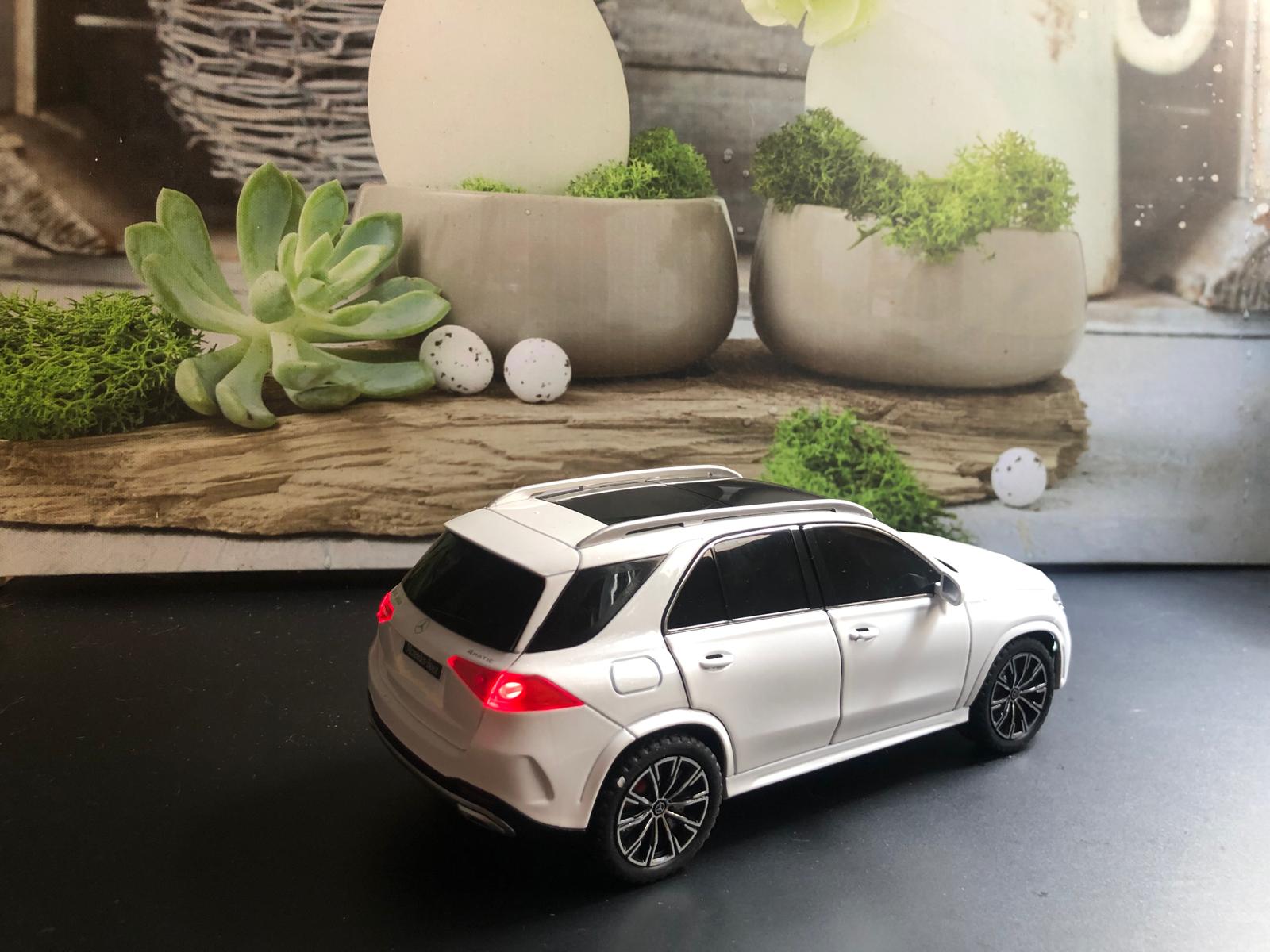 Modelo de Coche a Escala-Mercedes Benz GLE scale model car - Gen C292